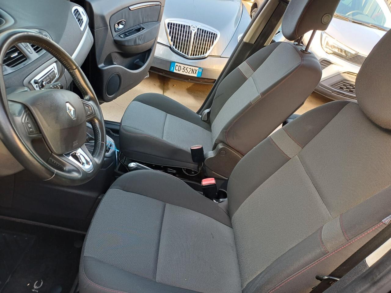 Renault Scenic dCi 110 CV (7 posti)