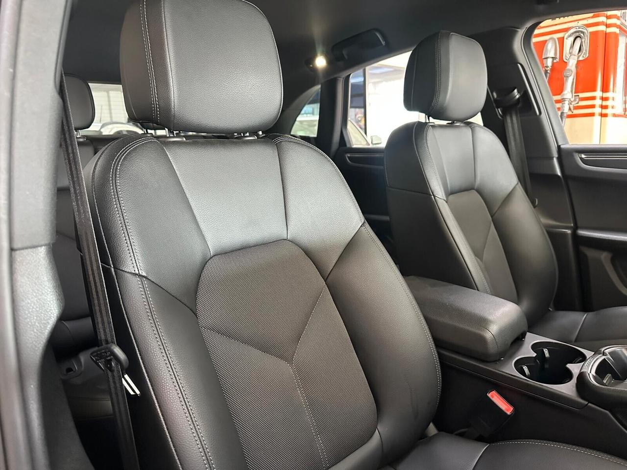 Porsche Macan 2.0 UNICOPROPRIETARIO