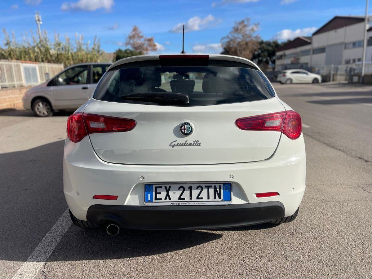 ALFA ROMEO - Giulietta - 1.6 JTDm-2 105 CV Exclusive