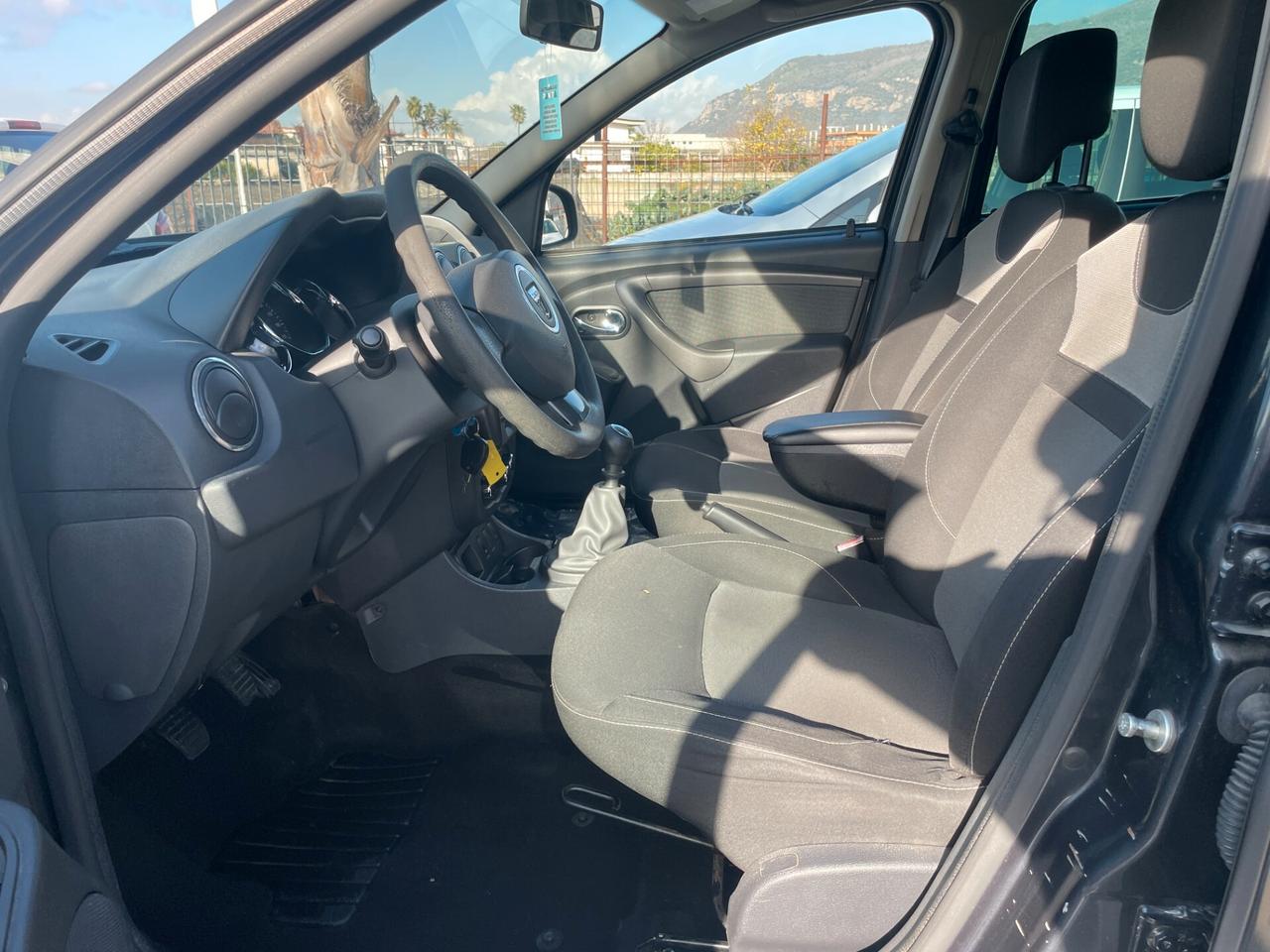 DACIA DUSTER ANNO 2016 1.5 DIESEL 4x2 109 CV