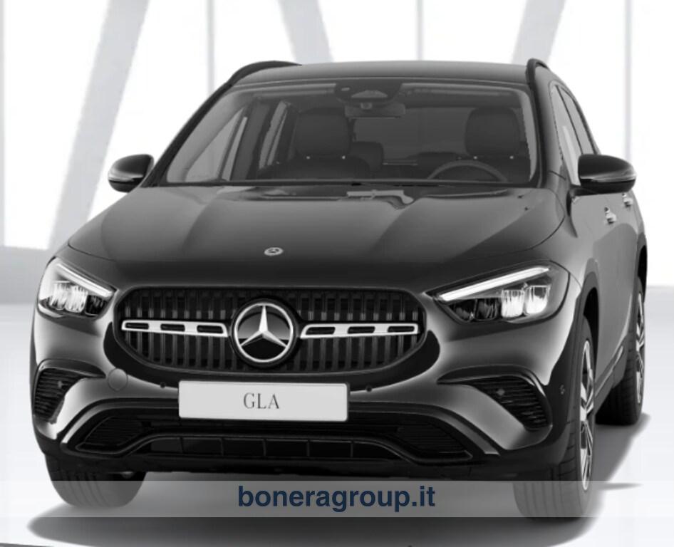 Mercedes GLA 180 180 D Progressive Advanced Plus 8G-DCT