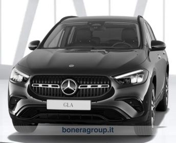 Mercedes GLA 180 180 D Progressive Advanced Plus 8G-DCT