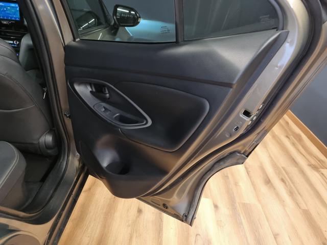 TOYOTA Yaris Cross 1.5 Hybrid 5p. E-CVT AWD-i Adventure
