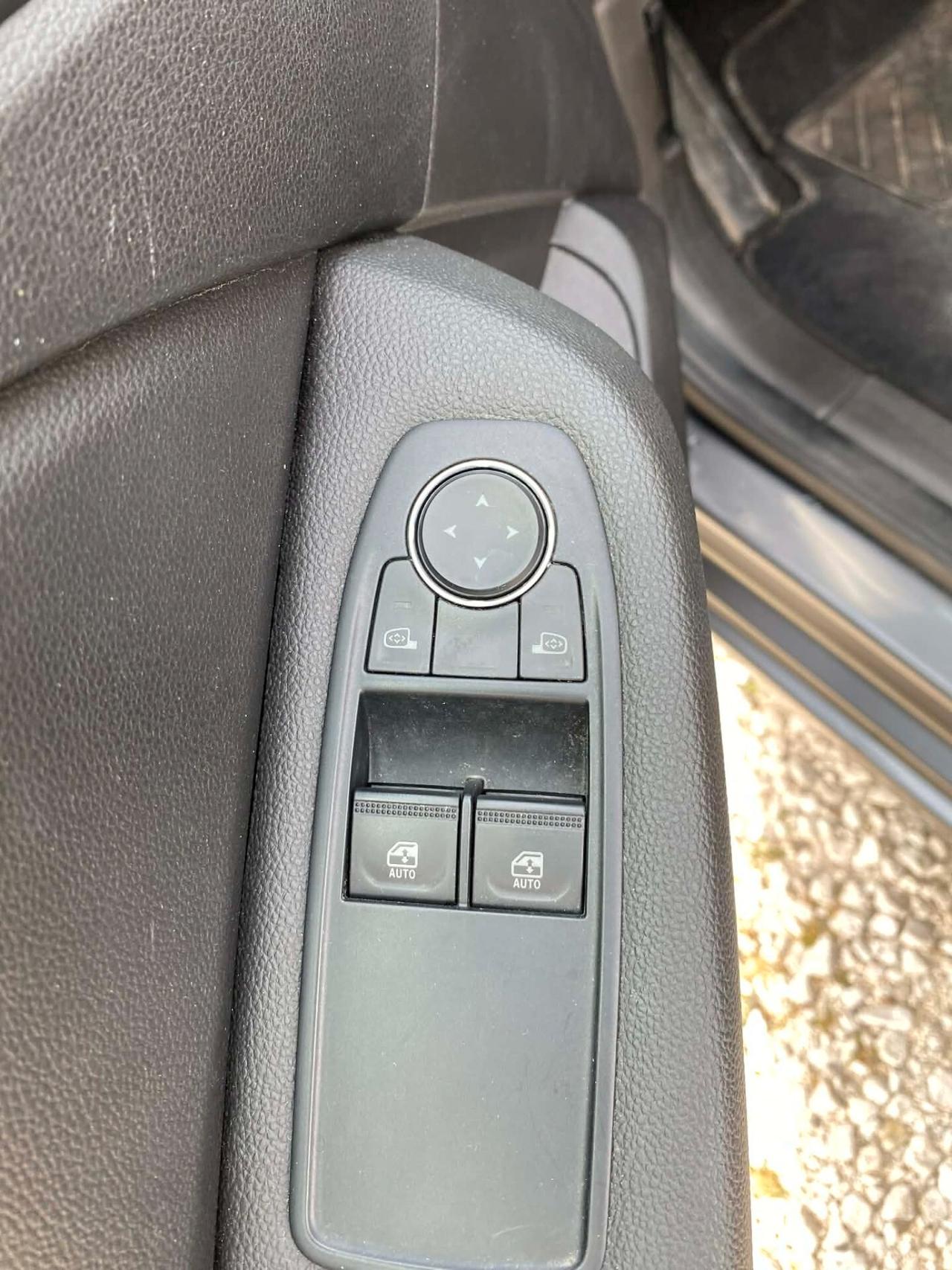 Renault Clio 1.0 Benzina Ok Neop. 