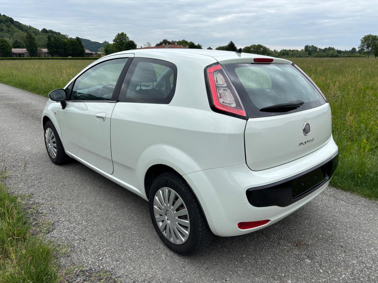 Fiat Punto Evo 1.4 benzina euro 5 PARI AL NUOVO