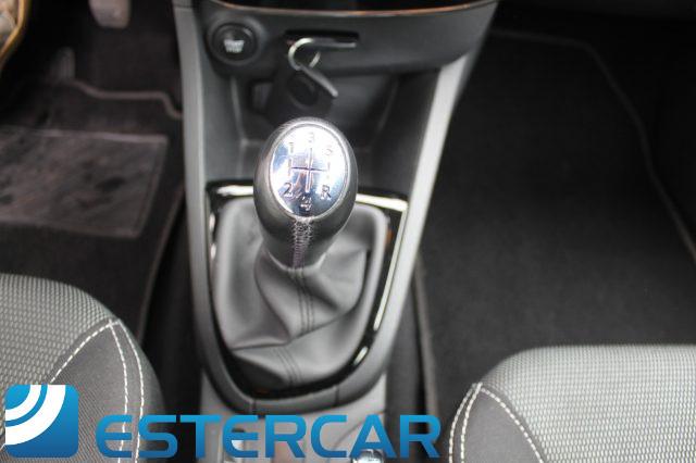 RENAULT Clio 1.2 75CV 5 porte Live