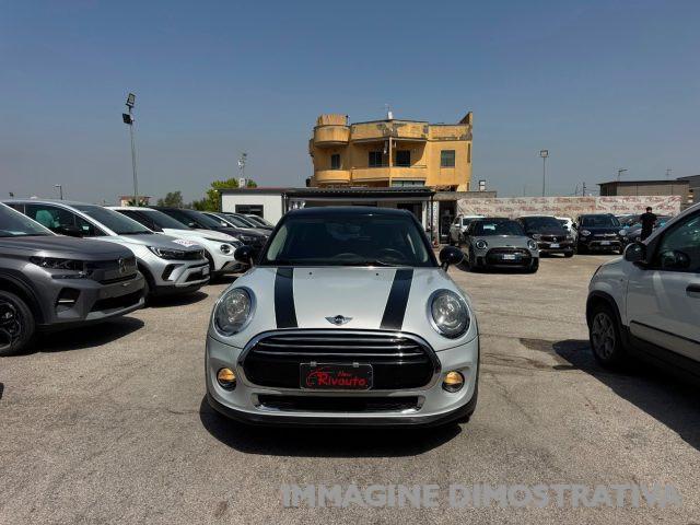 MINI Cooper D 1.5 Cooper D 5 porte