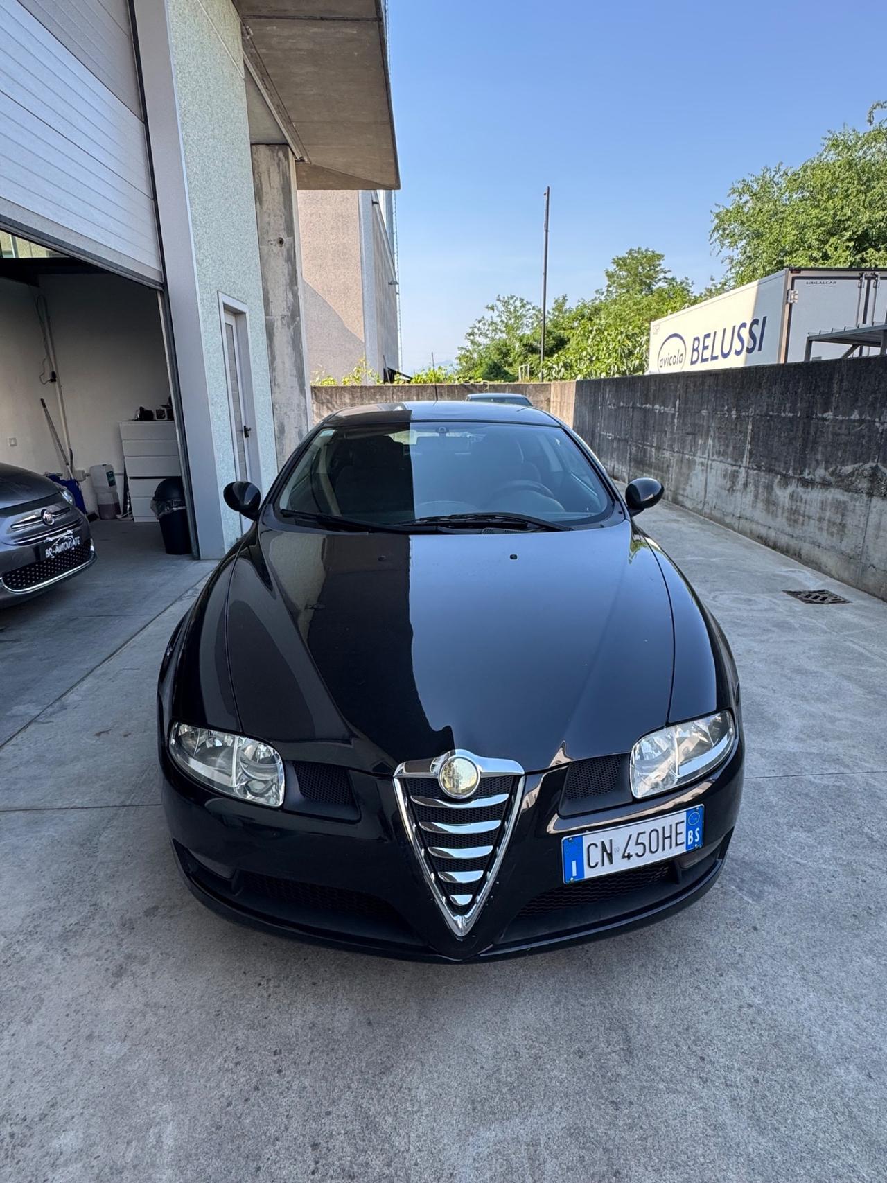 Alfa Romeo GT 1.9 MJT 16V Luxury