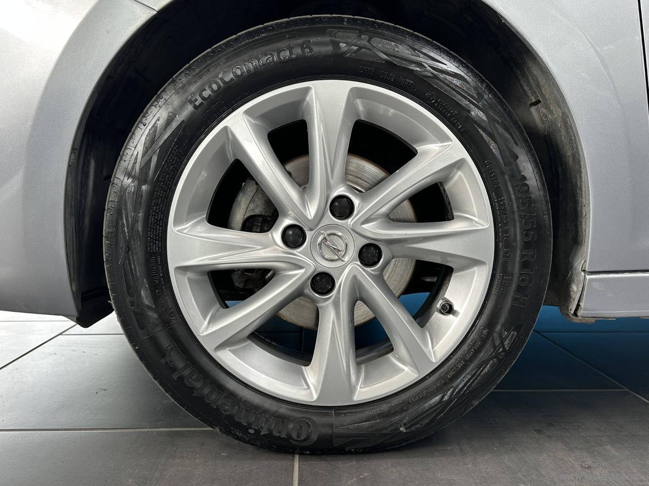 OPEL Corsa 1.2 Elegance OK PER NEOPATENTATI