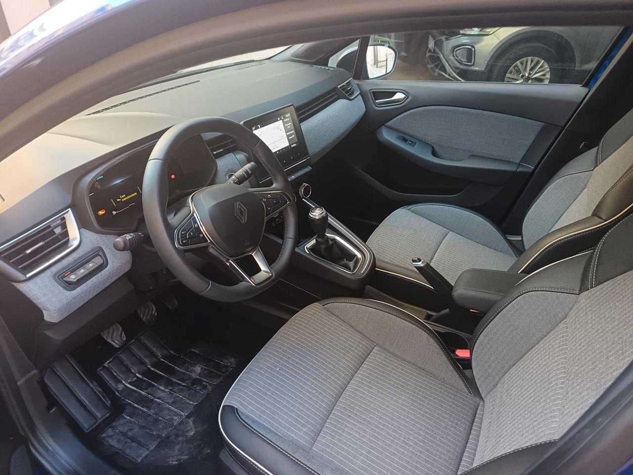 Renault Clio 1.0- 90 CV Techno KM18000 Garanzia Renault