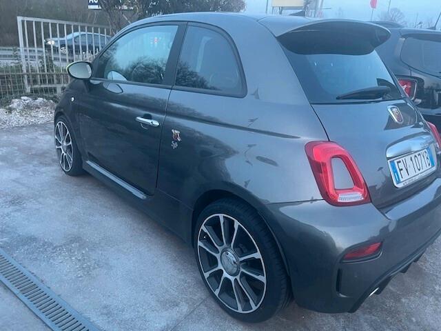Abarth 595 1.4 Turbo T-Jet 165 CV Turismo