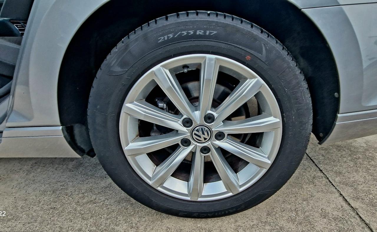 Volkswagen Passat Variant 2.0 TDI DSG Business BlueMotion Tech