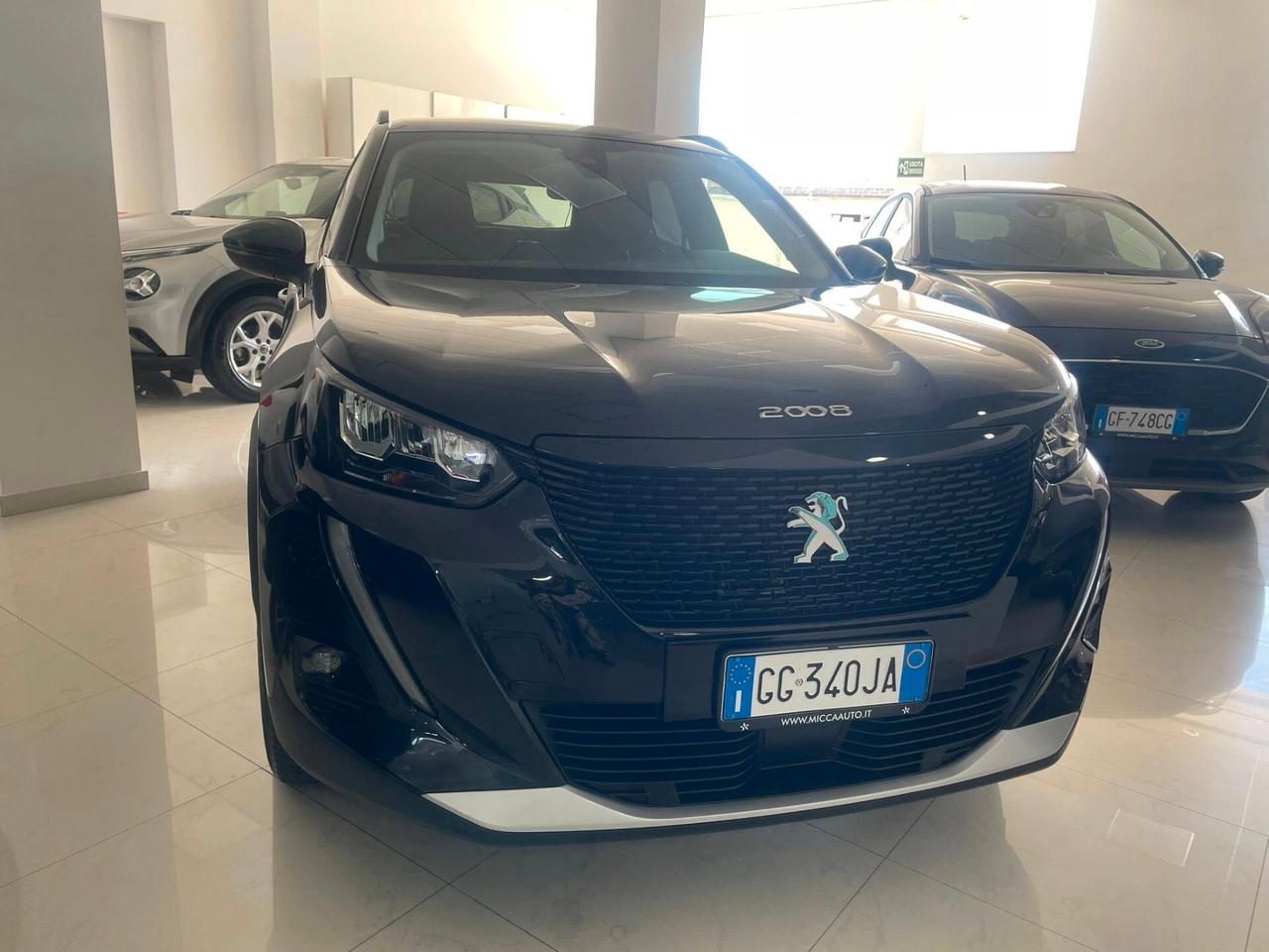 Peugeot 2008 motore elettrico 136 CV Allure