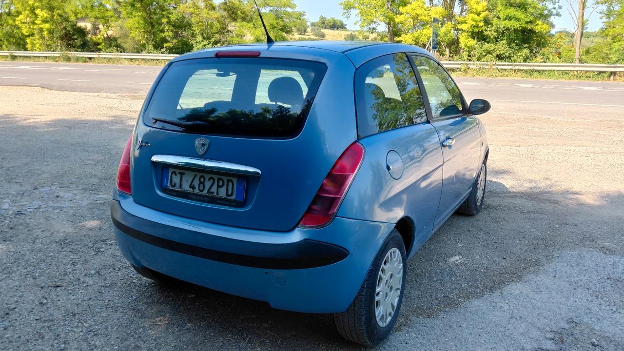 Lancia Ypsilon 1.2