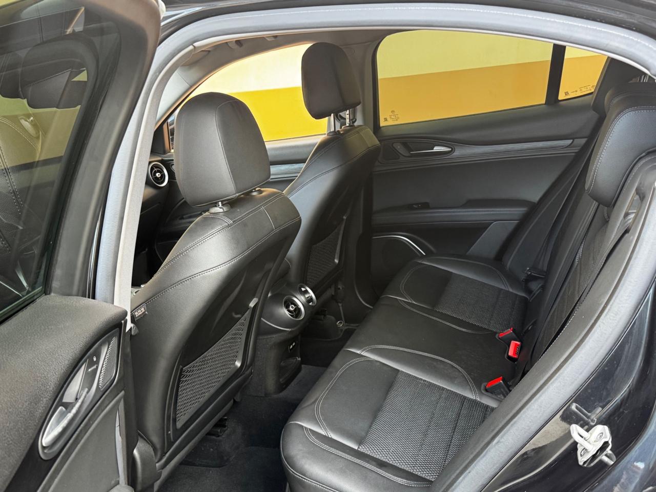 Alfa Romeo Stelvio 2.2 Turbodiesel 180 CV AT8 Q4 Super