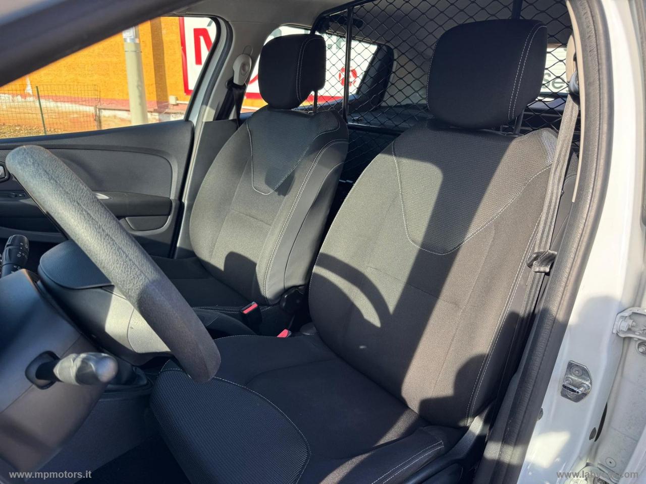 RENAULT CLIO VAN 1.5 DCi 75CV AUTOCARRO