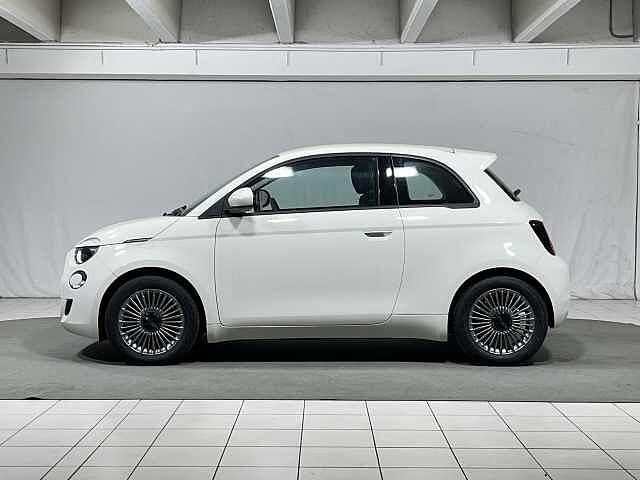 Fiat 500e Berlina 42 kWh