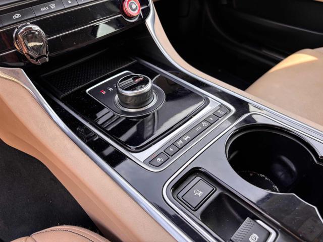 JAGUAR XE 2.0 D 180 CV AWD aut. Portfolio MOTORE NUOVO