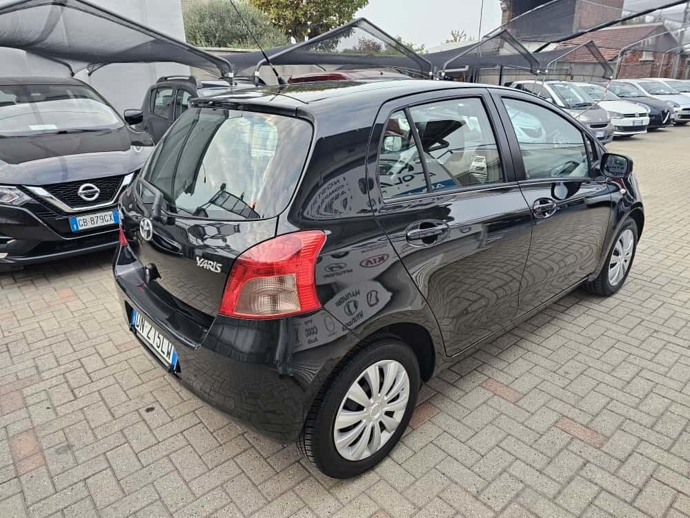 Toyota Yaris 1.3 5 porte - Unico proprietario