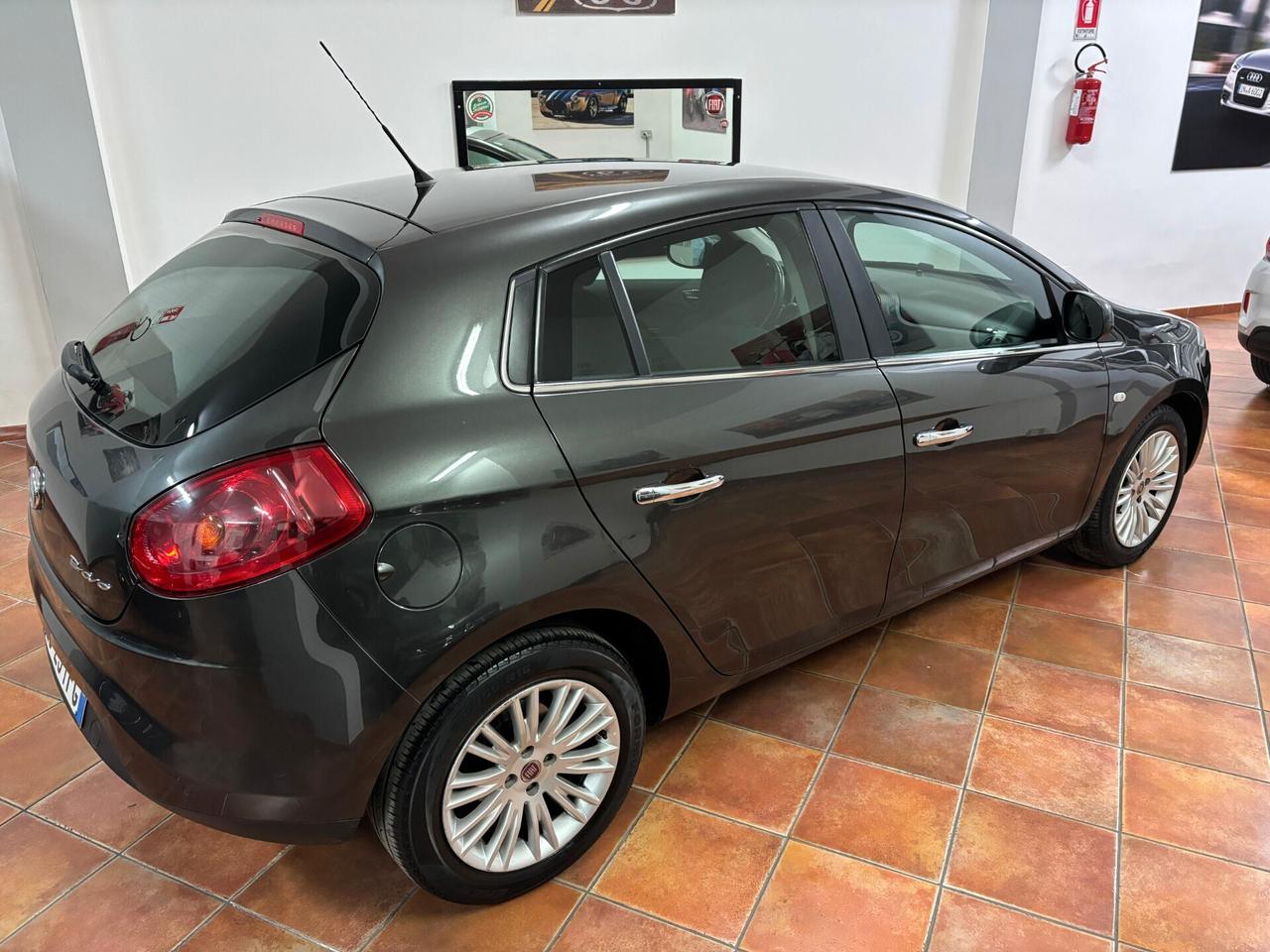 FIAT BRAVO 1.6 2011 120.000 KM