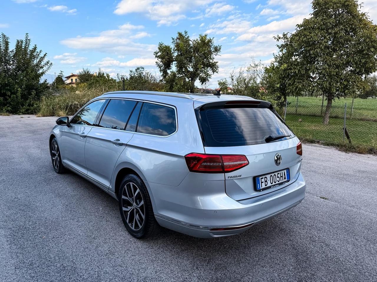Volkswagen Passat Variant 2.0 TDI Highline BlueMotion Technology