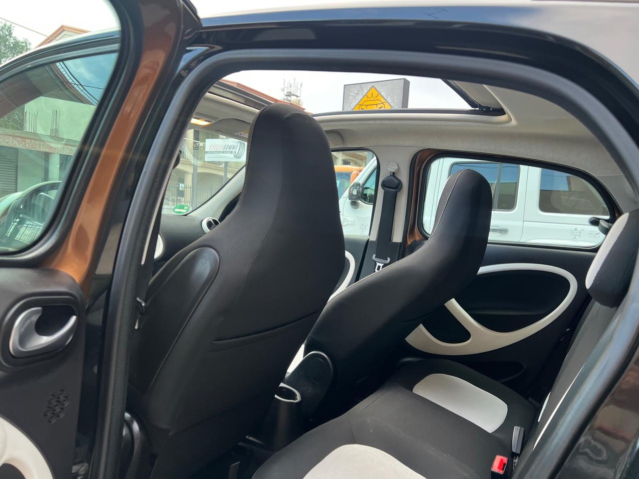 Smart ForFour 70 1.0 Passion