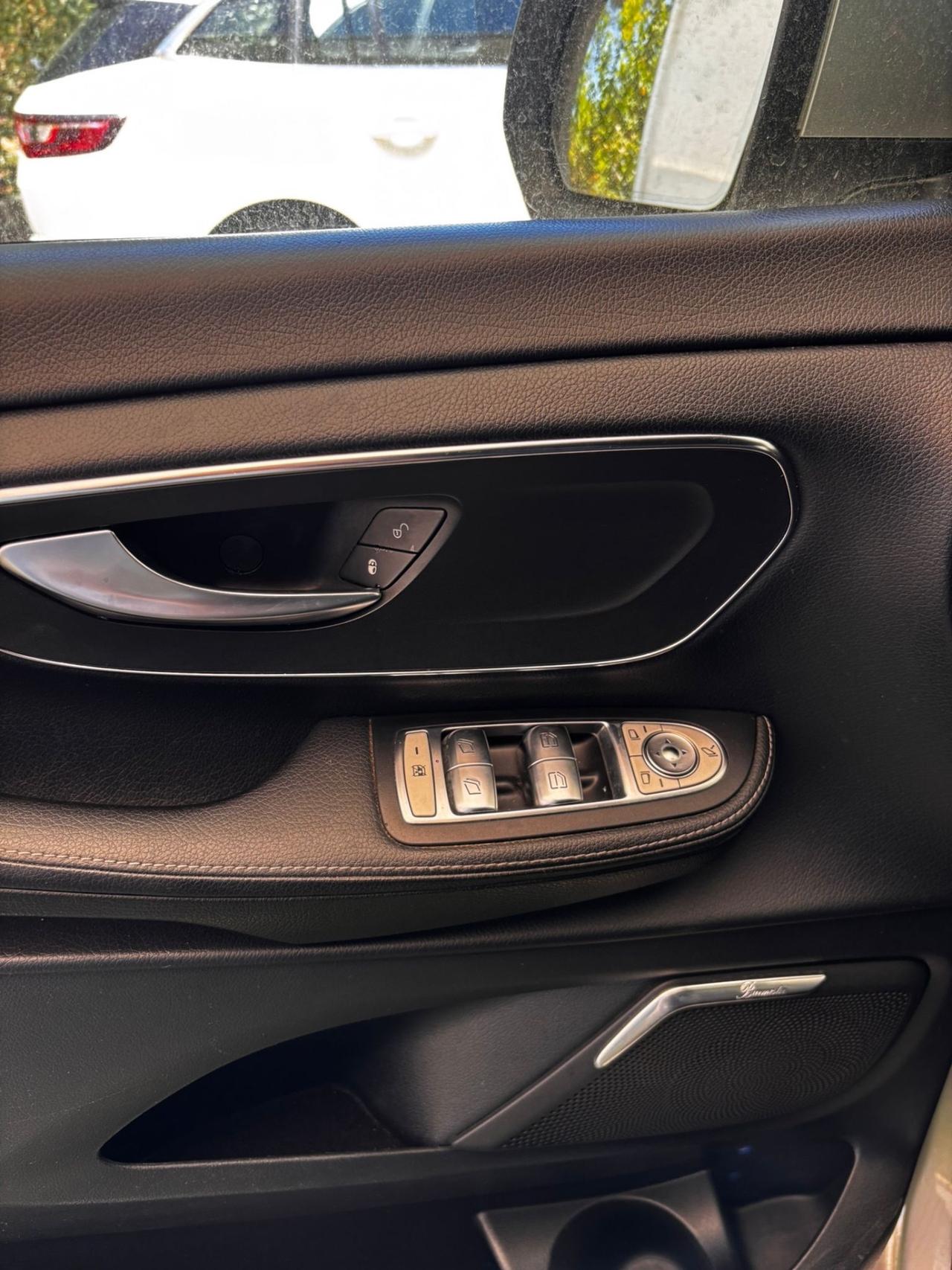 Mercedes-benz V 250 d Automatic Premium Extralong