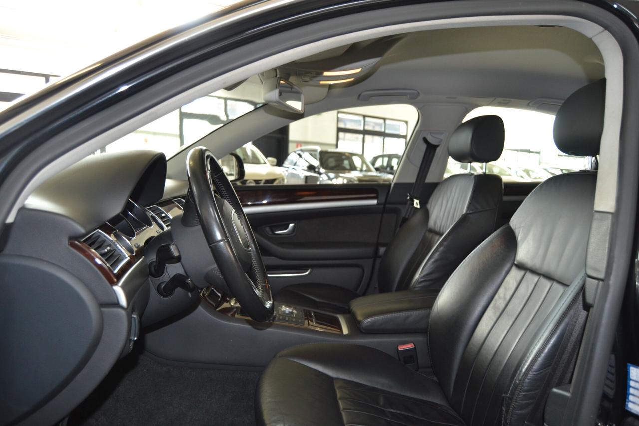 AUDI A8 L 3.0TDI V6 Quattro Navi/Xenon/NoSuperBOLLO