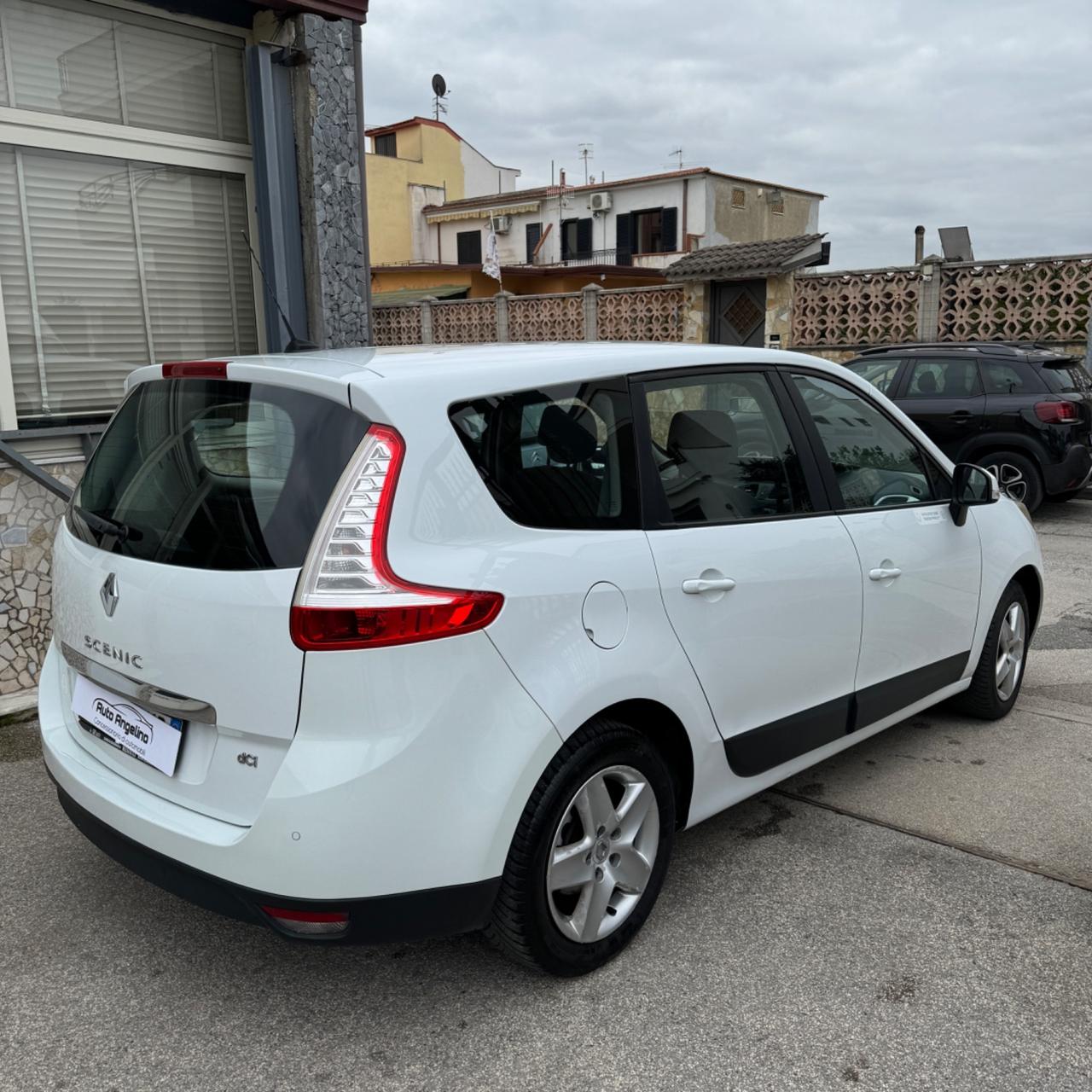 Renault Scenic Scénic 7 POSTI 1.5 dCi 110CV Dynamique