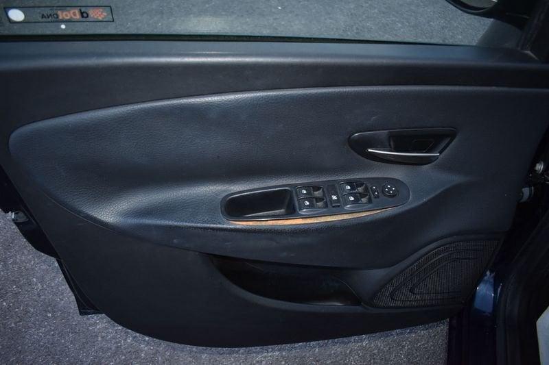 Lancia Ypsilon 1.3 Multijet 95 CV S&S Opening Edition