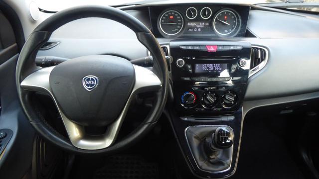 LANCIA Ypsilon 1.2 69 CV 5 porte Gold