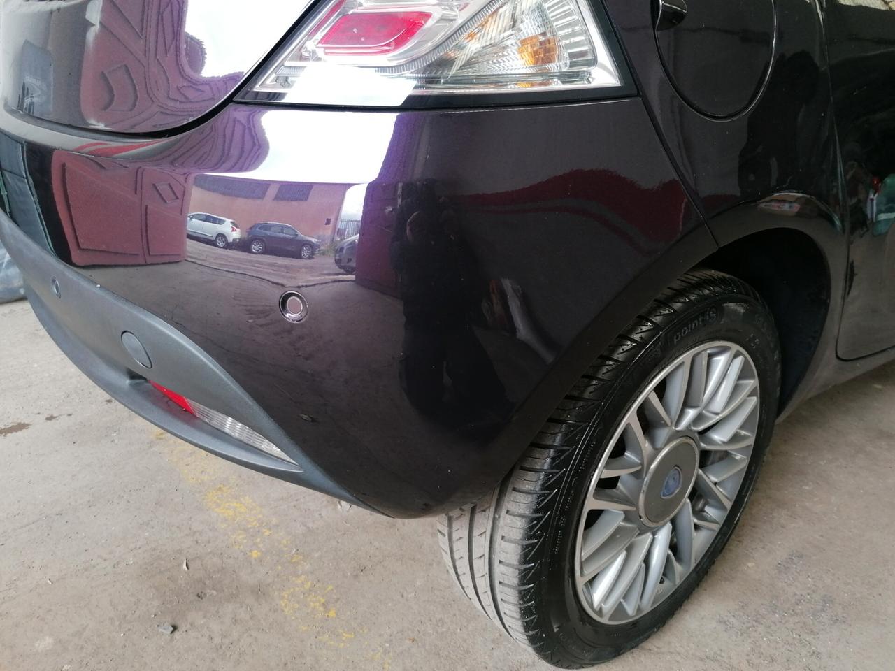 Lancia Ypsilon 1.3 MJT 16V 95 CV (da vetrina)