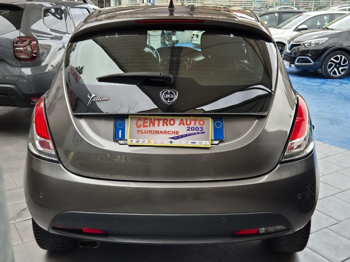 LANCIA - Ypsilon - 1.2 69 CV 5p. Gold