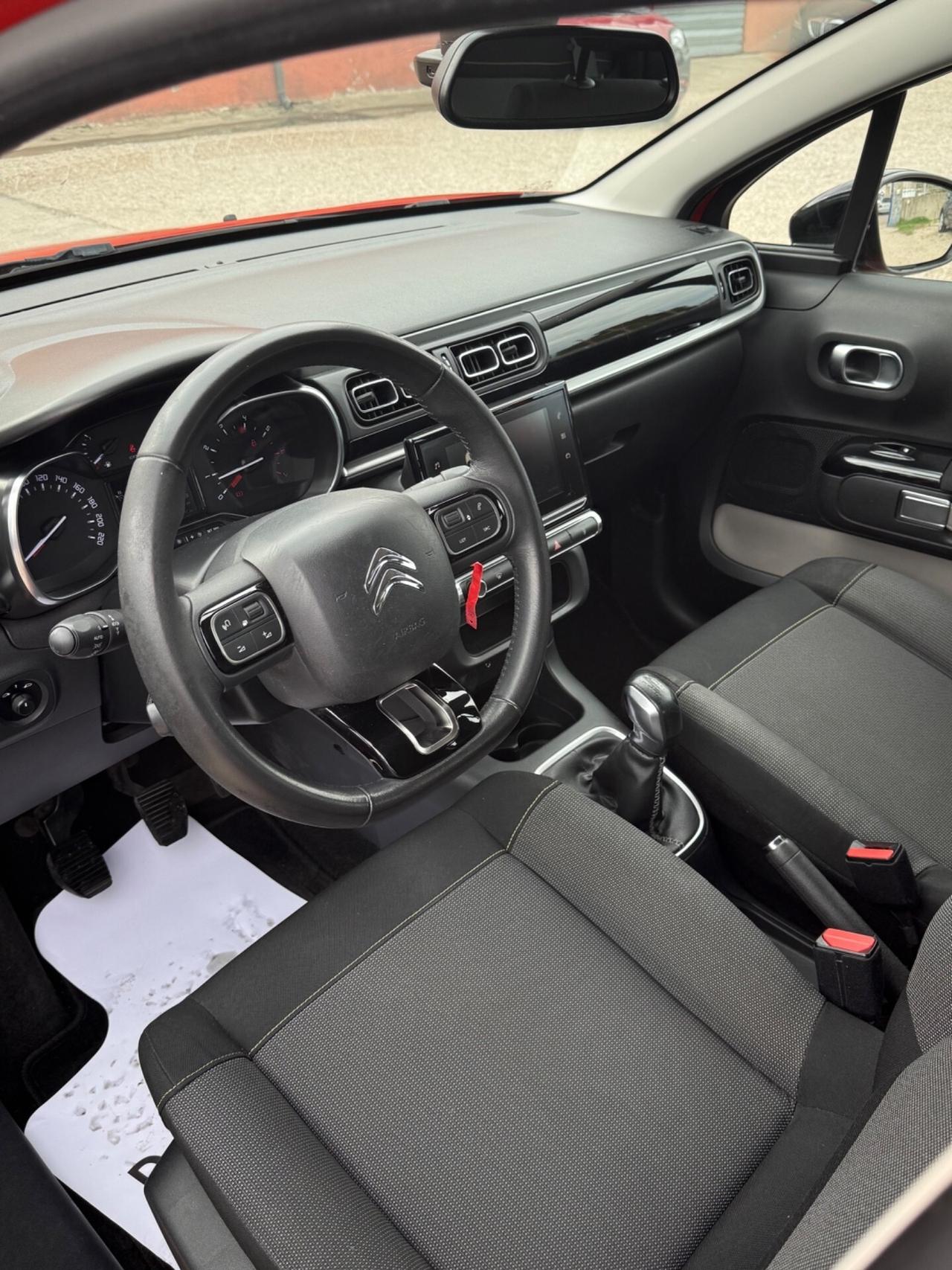 Citroen C3 PureTech 82 GPL Shine