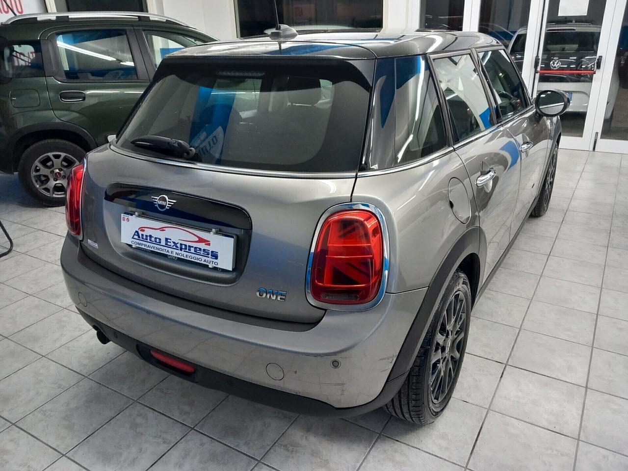 Mini One 1.5 benzina anno 2018 118 mila km