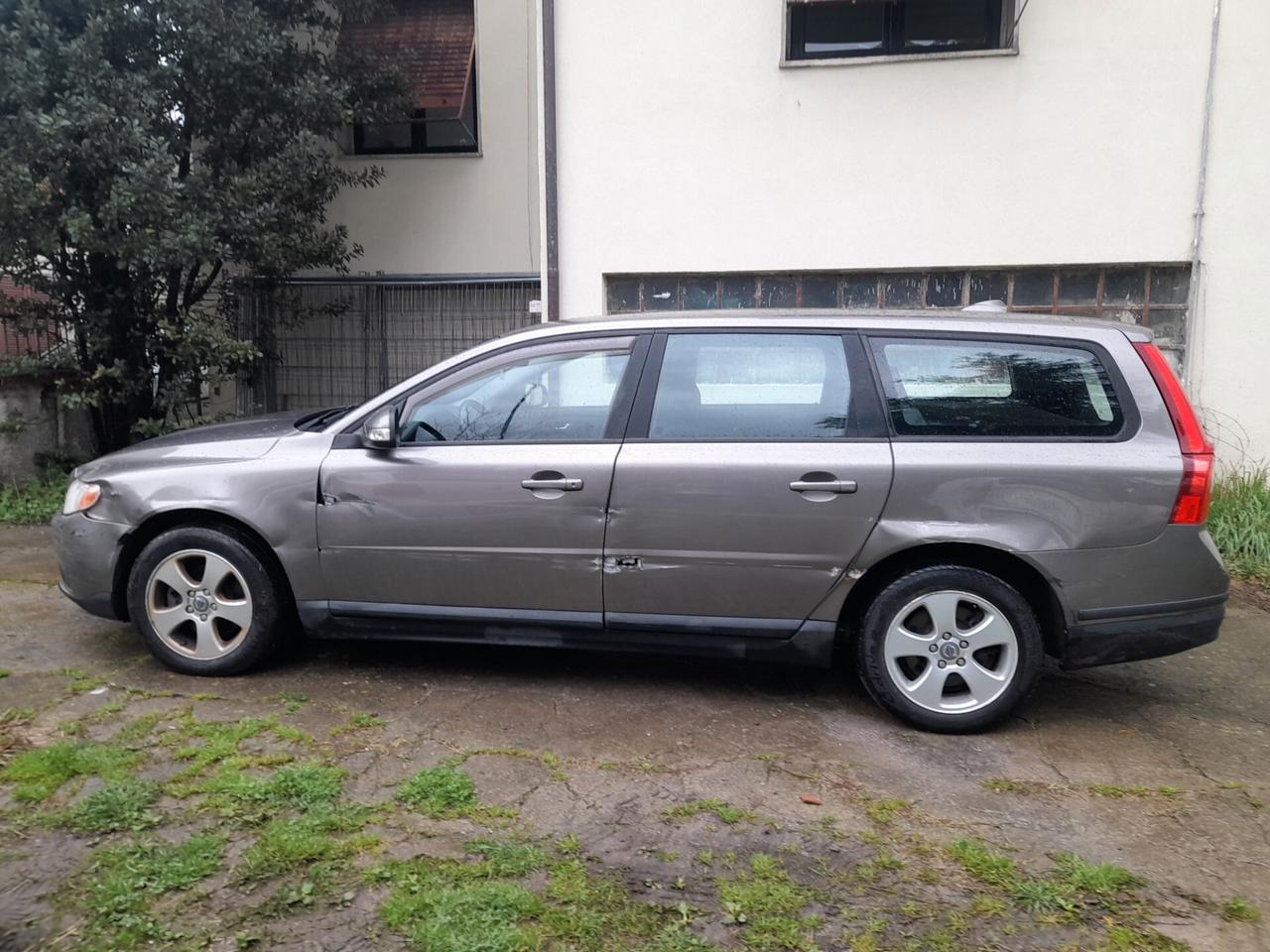 Volvo V70 D5 Momentum