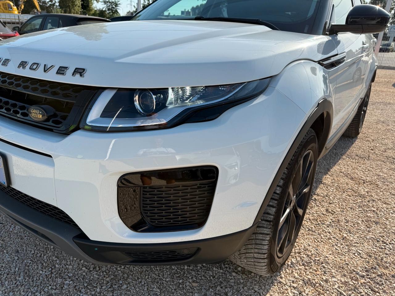Land Rover Range Evoque 2.0 eD4 5p. SE Dynamic