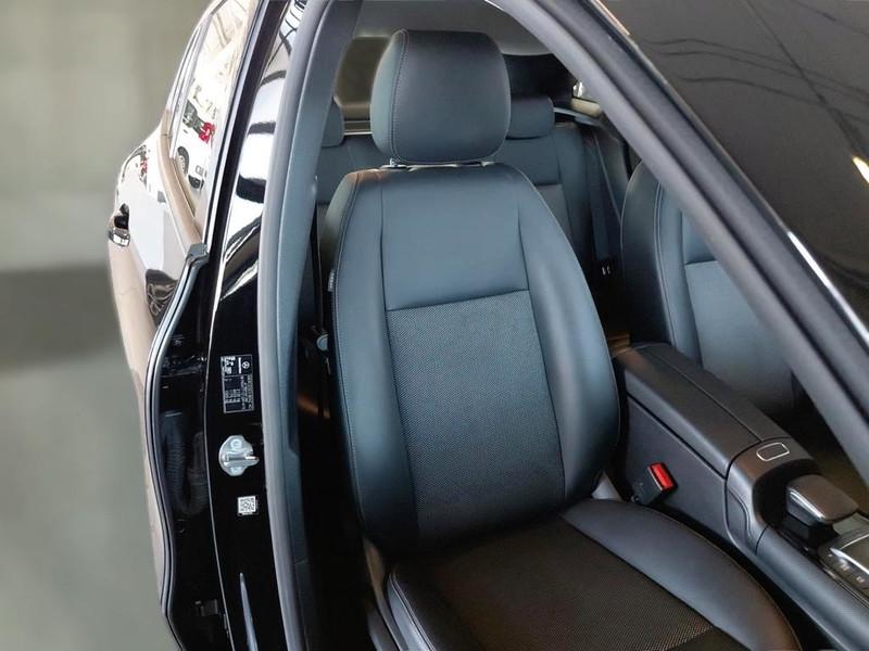 MERCEDES-BENZ GLA 200 D AUTOMATICO BUSINESS EXTRA CROSSOVER