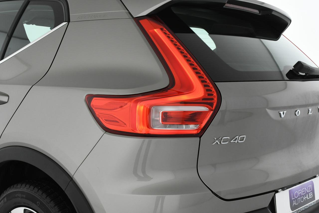 VOLVO XC40 1.5 t4 phev Inscription Expression auto APP CONNECT+LED