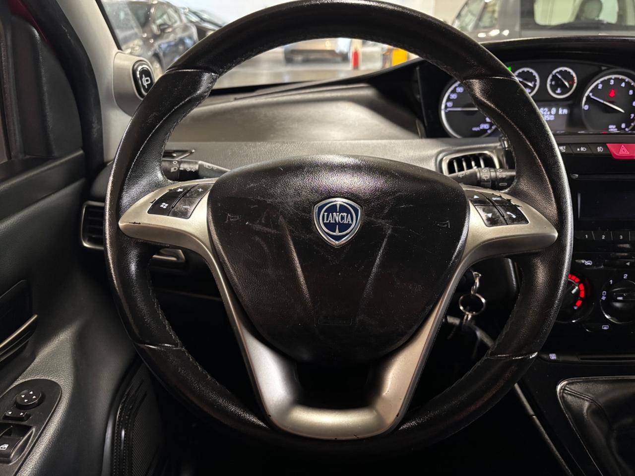Lancia Ypsilon 0.9 TwinAir METANO