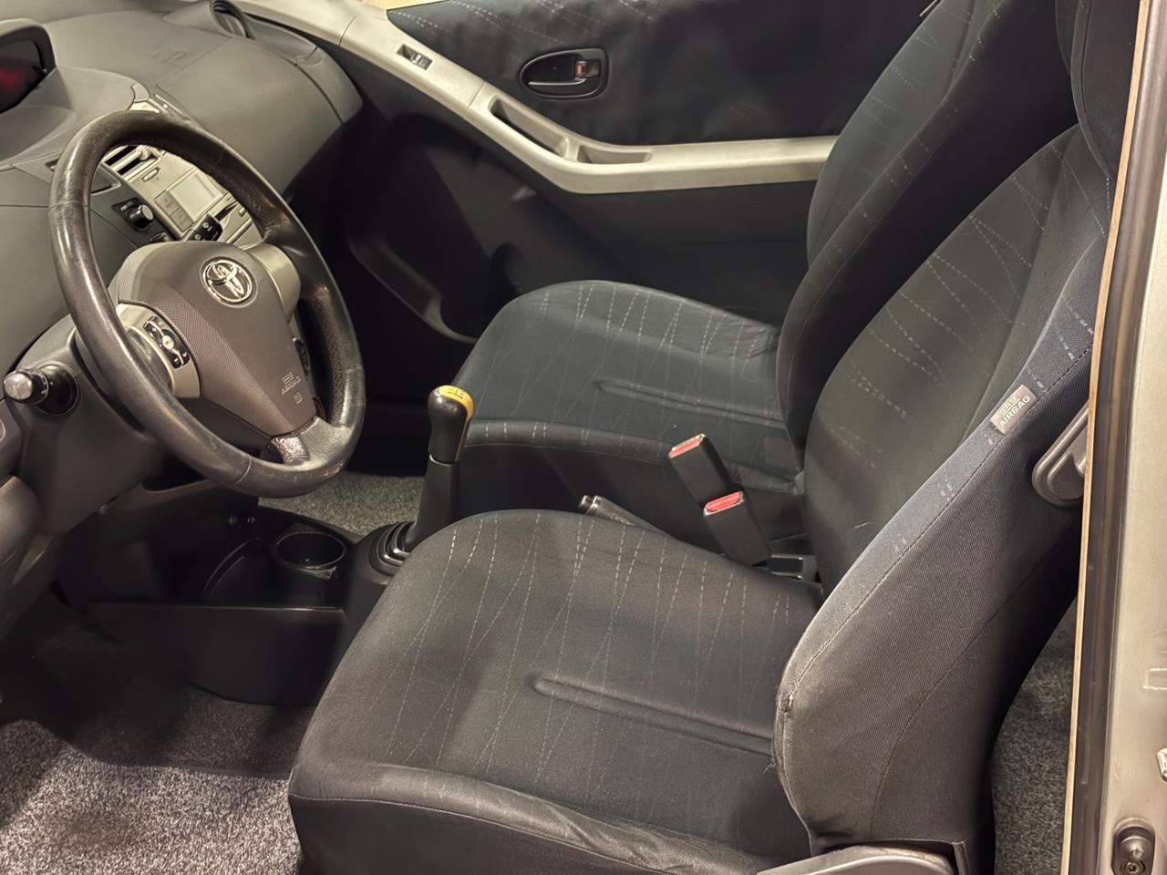 Toyota Yaris 1.3 3 porte Luna