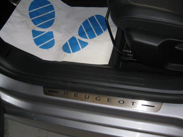 PEUGEOT 208 PureTech 100 Stop&Start EAT8 5 porte GT Line