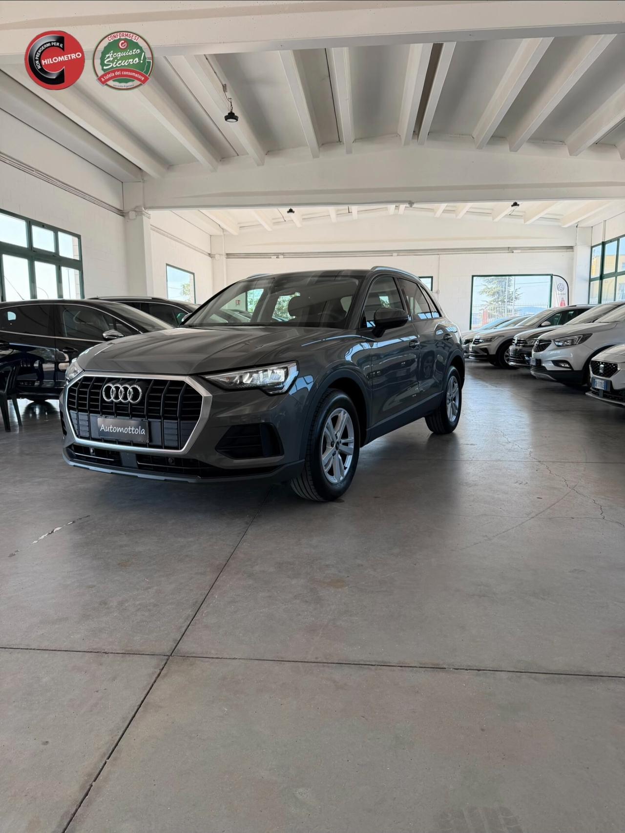 Audi Q3 35 TDI S tronic Business