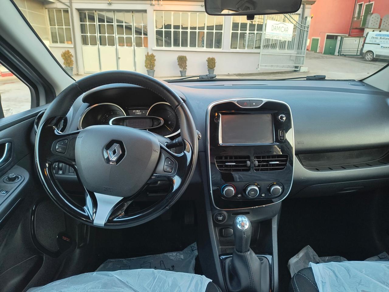 Renault Clio Sporter 1.5 dCi 8V 75CV Costume National