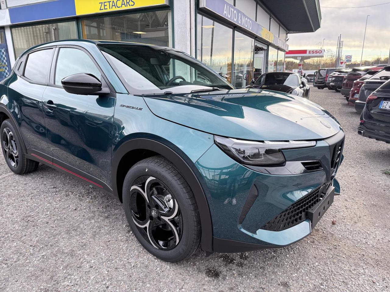 Alfa Romeo Junior 1.2 ibrida Speciale 145cv edct6