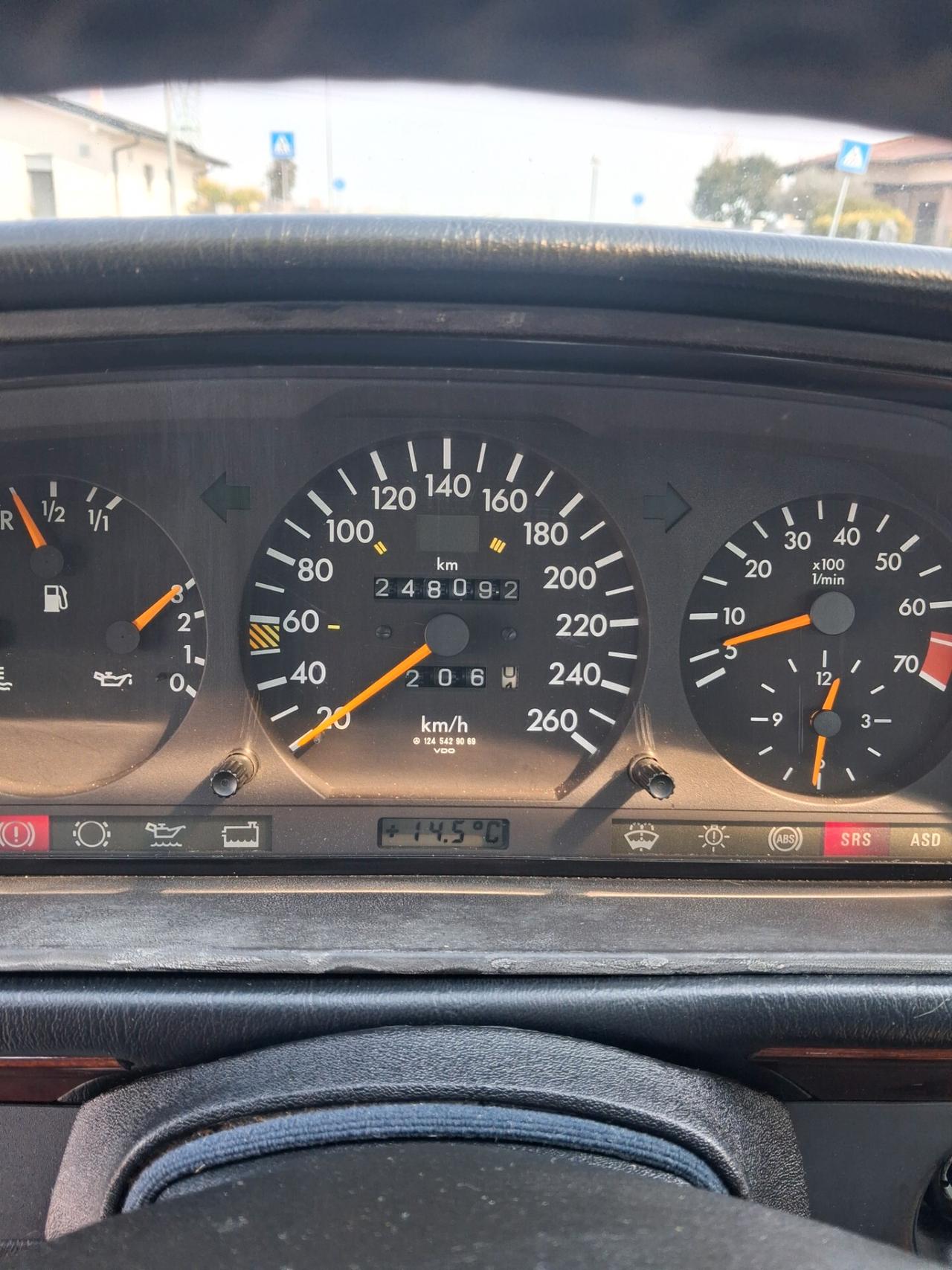 Mercedes-benz 300 E-24 Sportline