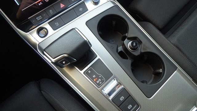 AUDI A6 Avant 40 2.0 TDI Quattro Ultra S-Tronic Business