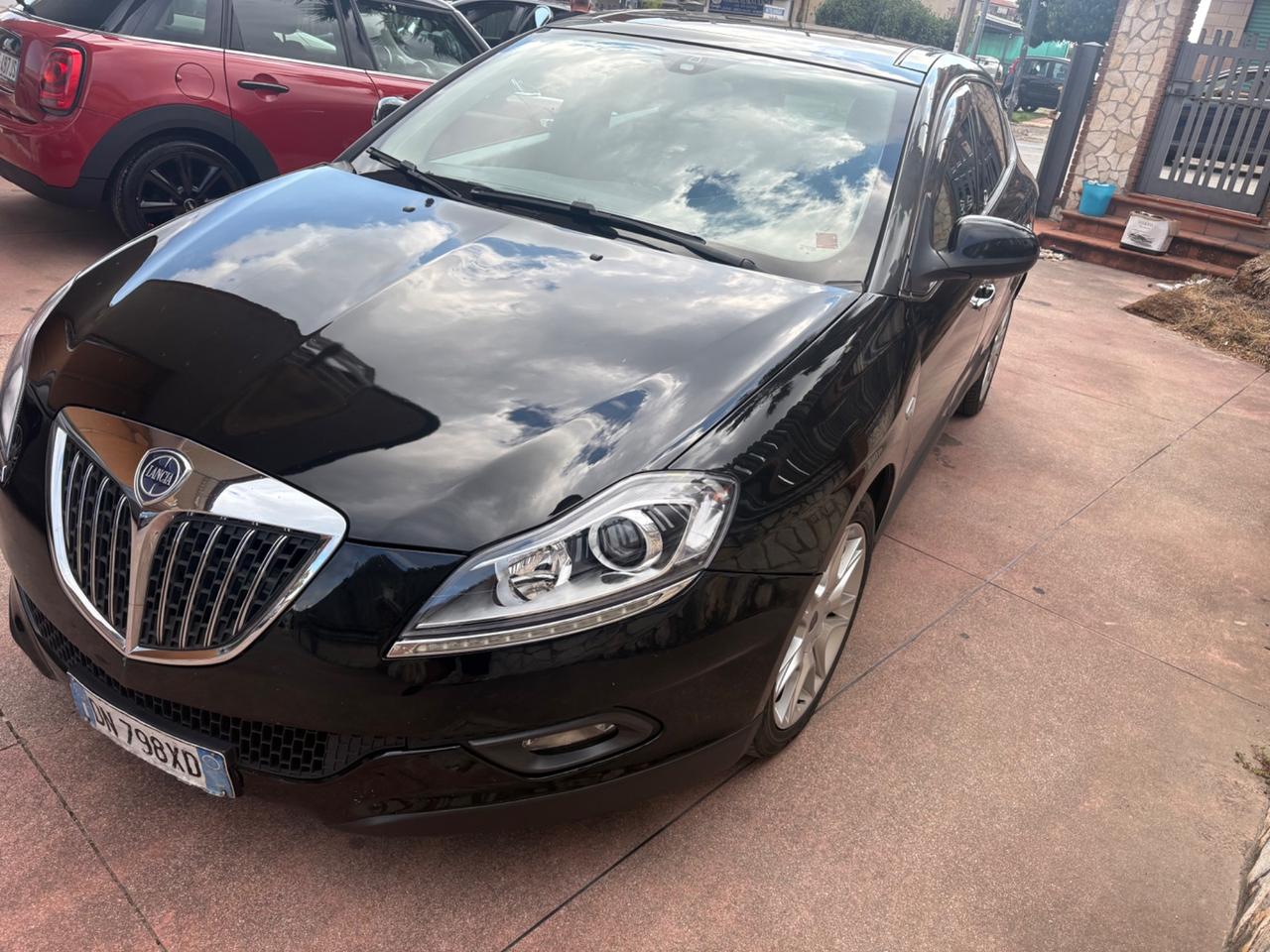 Lancia Delta 1.6 MJT DPF Argento