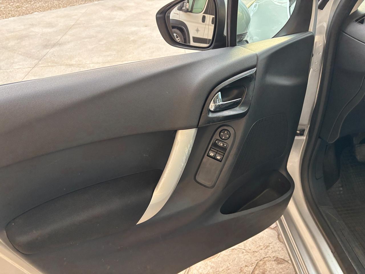 Citroen C3 1.4 Exclusive Style Eco GPL-2010