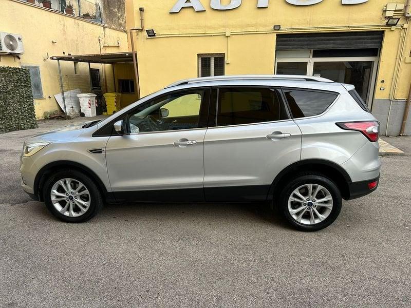 Ford Kuga 1.5 TDCI 120 CV S&S 2WD Titanium